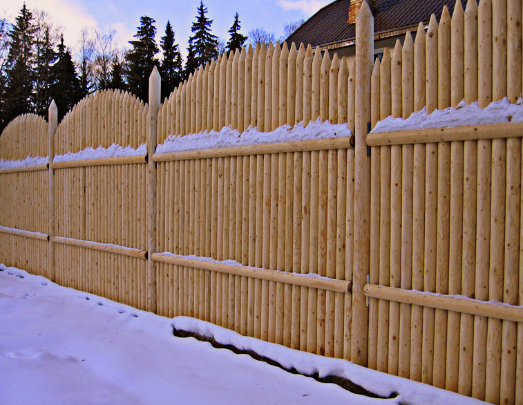 Деревянный забор своими руками - пошаговая инструкция